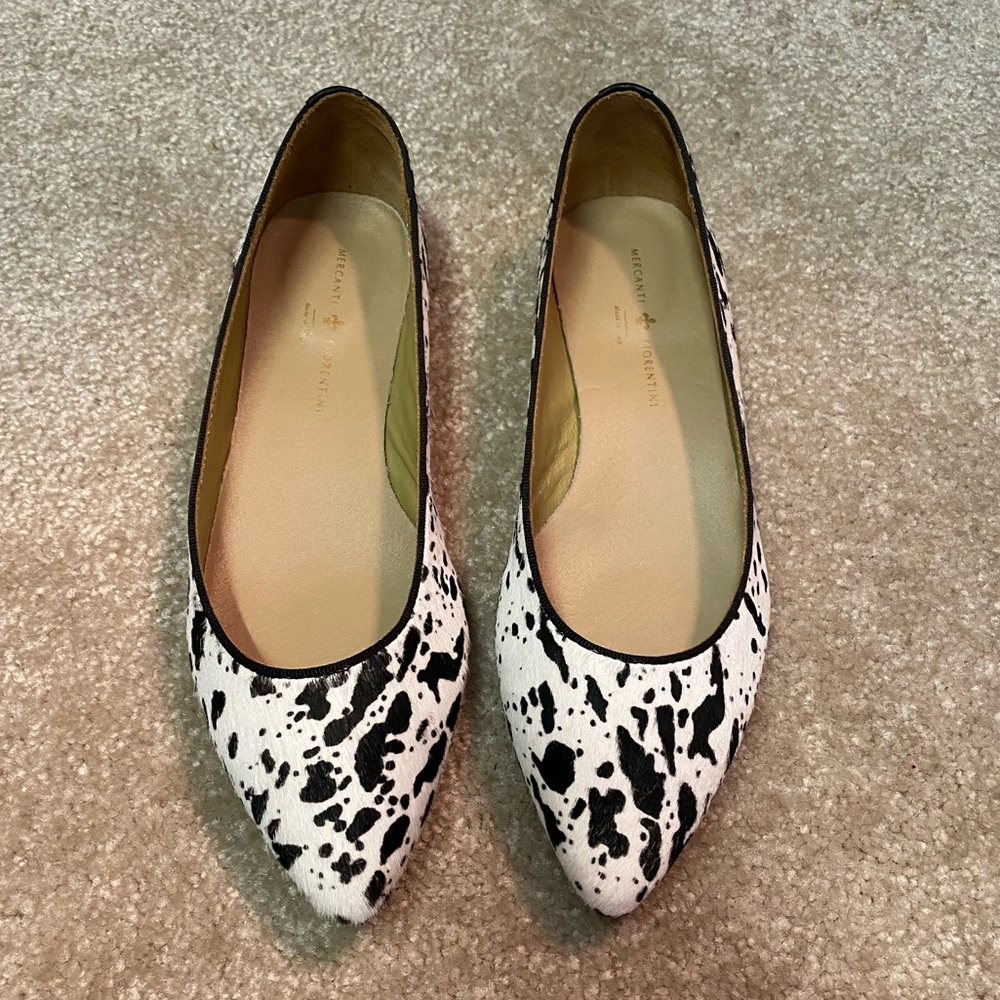 Mercanti Fiorentini pony black and white flats